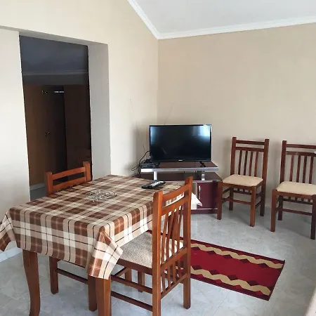 Apartment Lakefront Apartament Pogradec