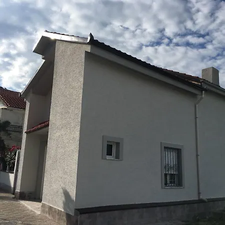 Lakefront Apartament Pogradec
